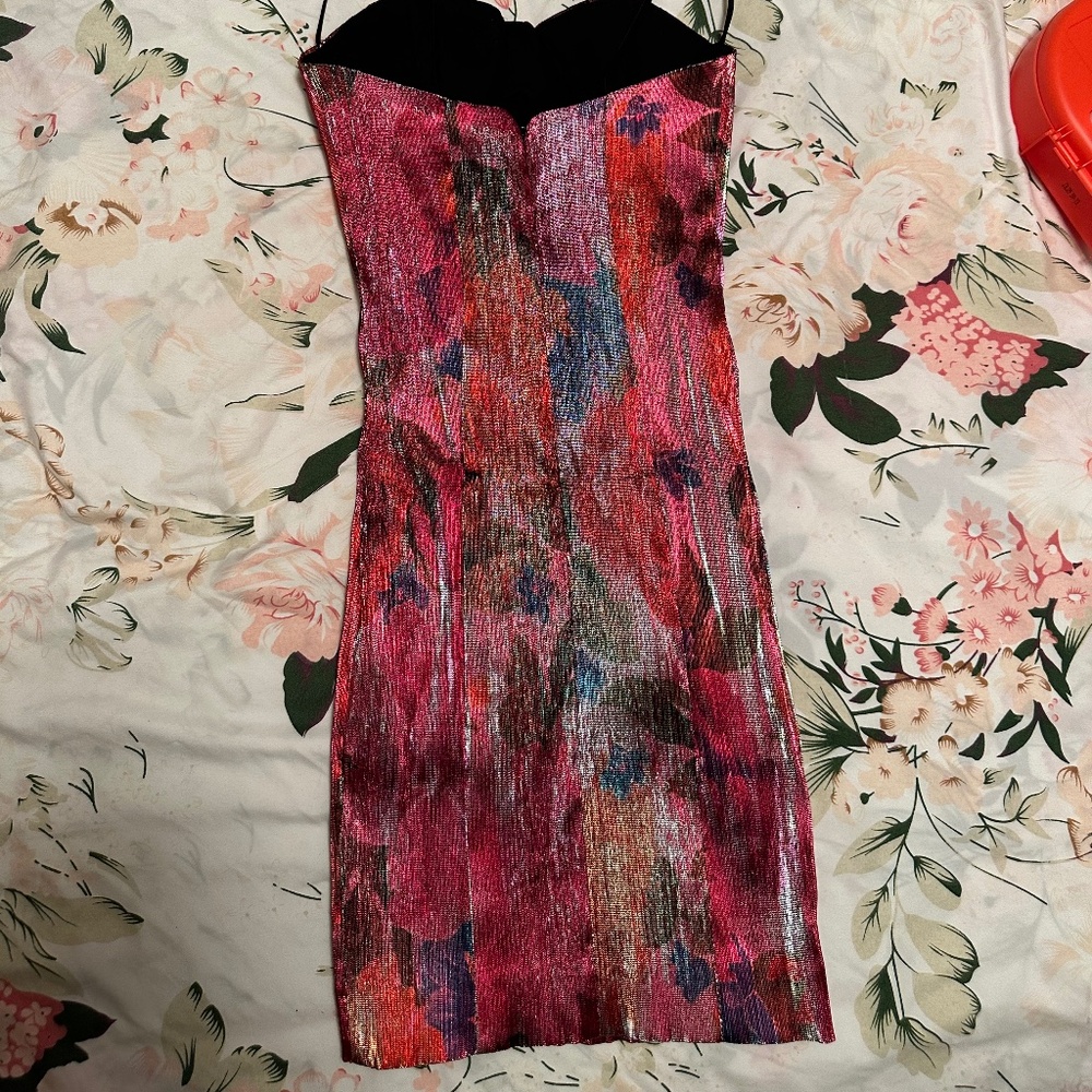 Mini dress - Picture 4 of 7